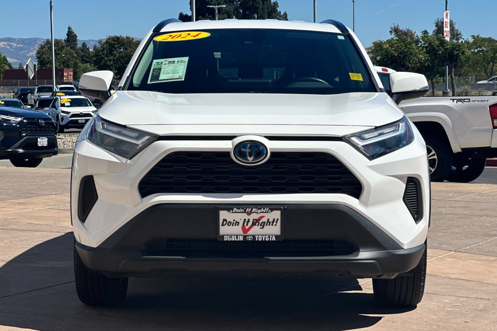 Used 2024 Toyota RAV4 LE AWD/4WD image 10