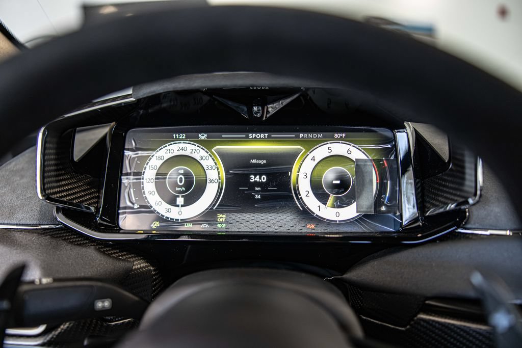 New 2026 Aston Martin V8 Vantage S RWD image 22