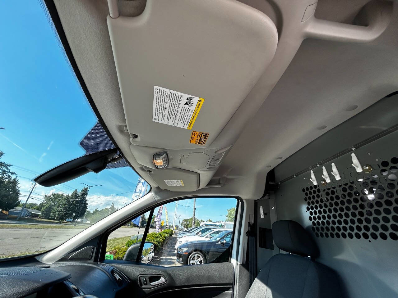 Used 2018 Ford Transit Connect XLT image 22