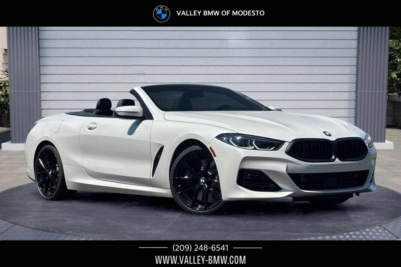 New 2026 BMW 840i Convertible image 1