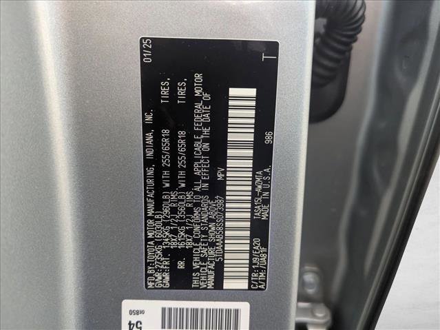 Used 2025 Toyota Grand Highlander XLE image 18