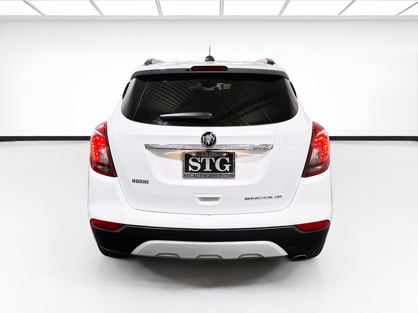 Used 2022 Buick Encore Preferred w/ Safety Package FWD image 5