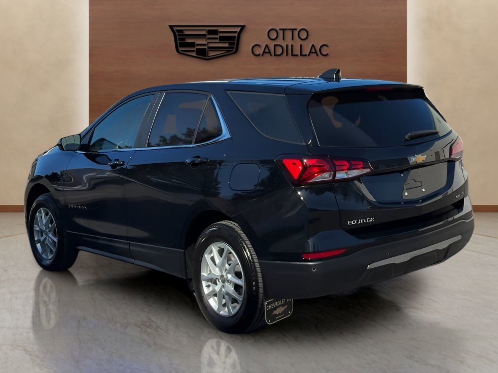 Used 2023 Chevrolet Equinox LT image 3
