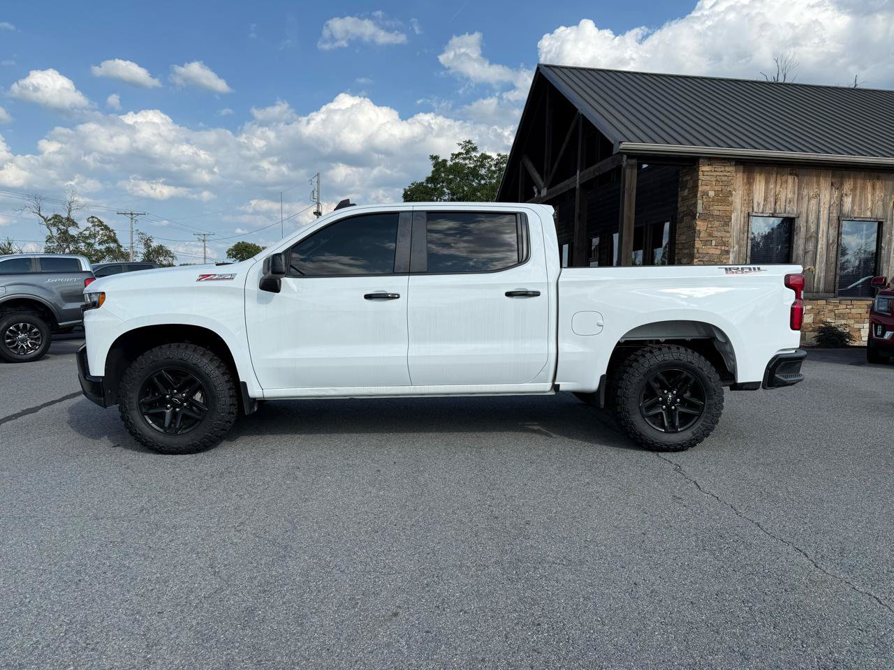 Used 2020 Chevrolet Silverado 1500 LT Trail Boss w/ Convenience Package AWD/4WD image 3