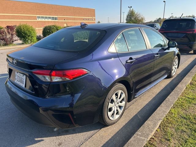 Used 2023 Toyota Corolla LE image 3