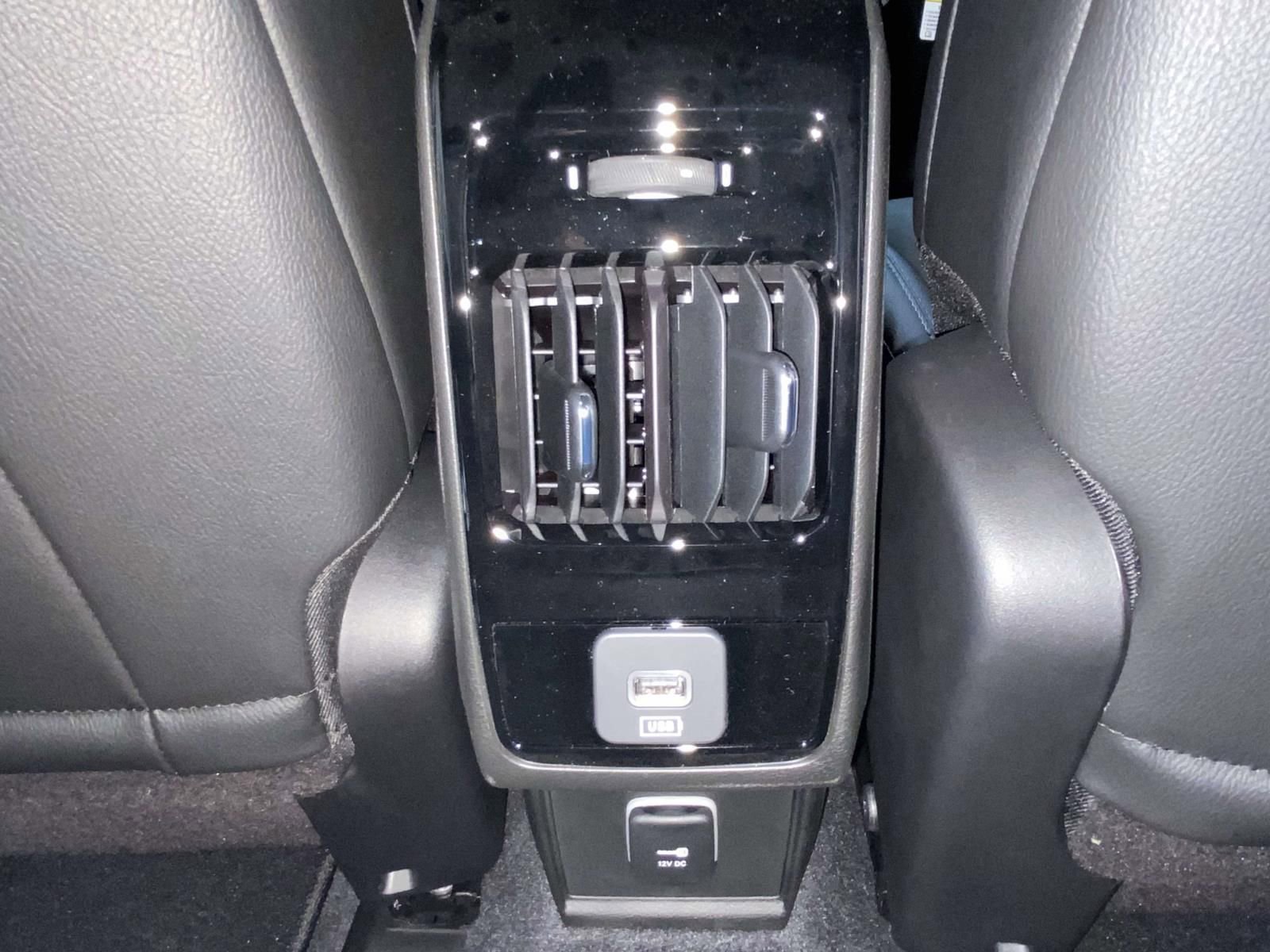 New 2026 Jeep Compass Limited image 12