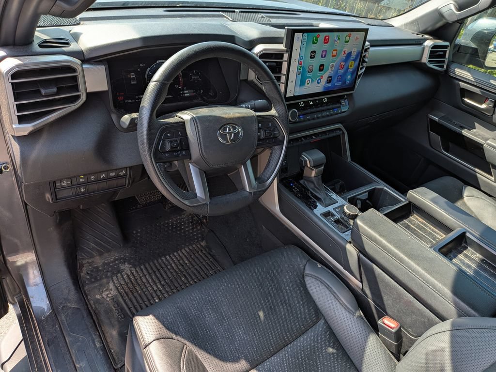 Used 2025 Toyota Tundra Limited AWD/4WD image 13