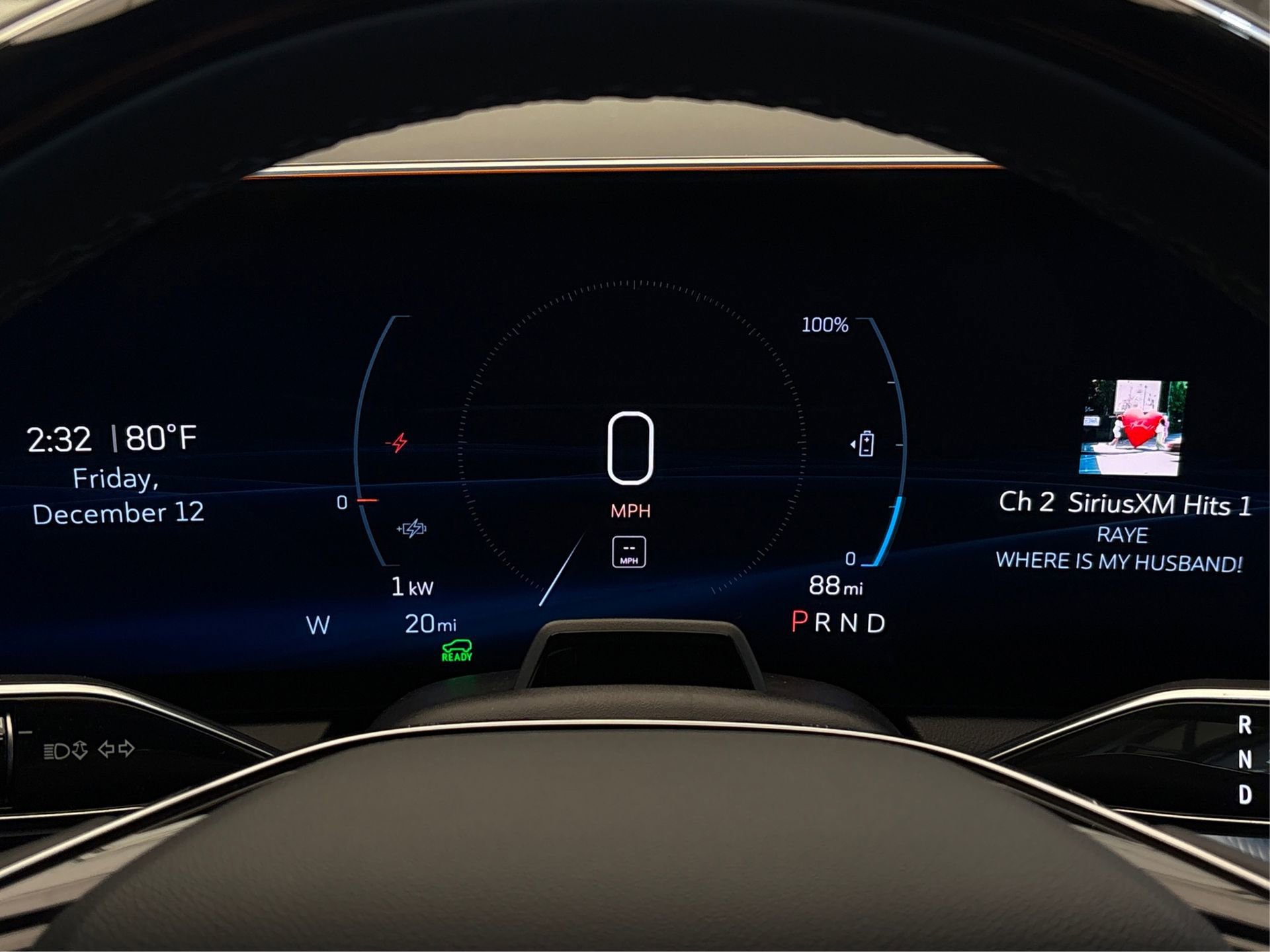 New 2025 Cadillac Optiq Sport 1 w/ LPO, ONYX Package image 18