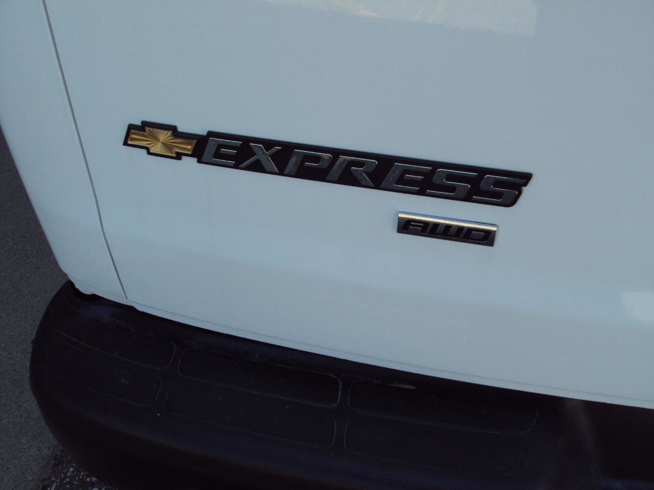 Used 2014 Chevrolet Express 1500 LS image 31