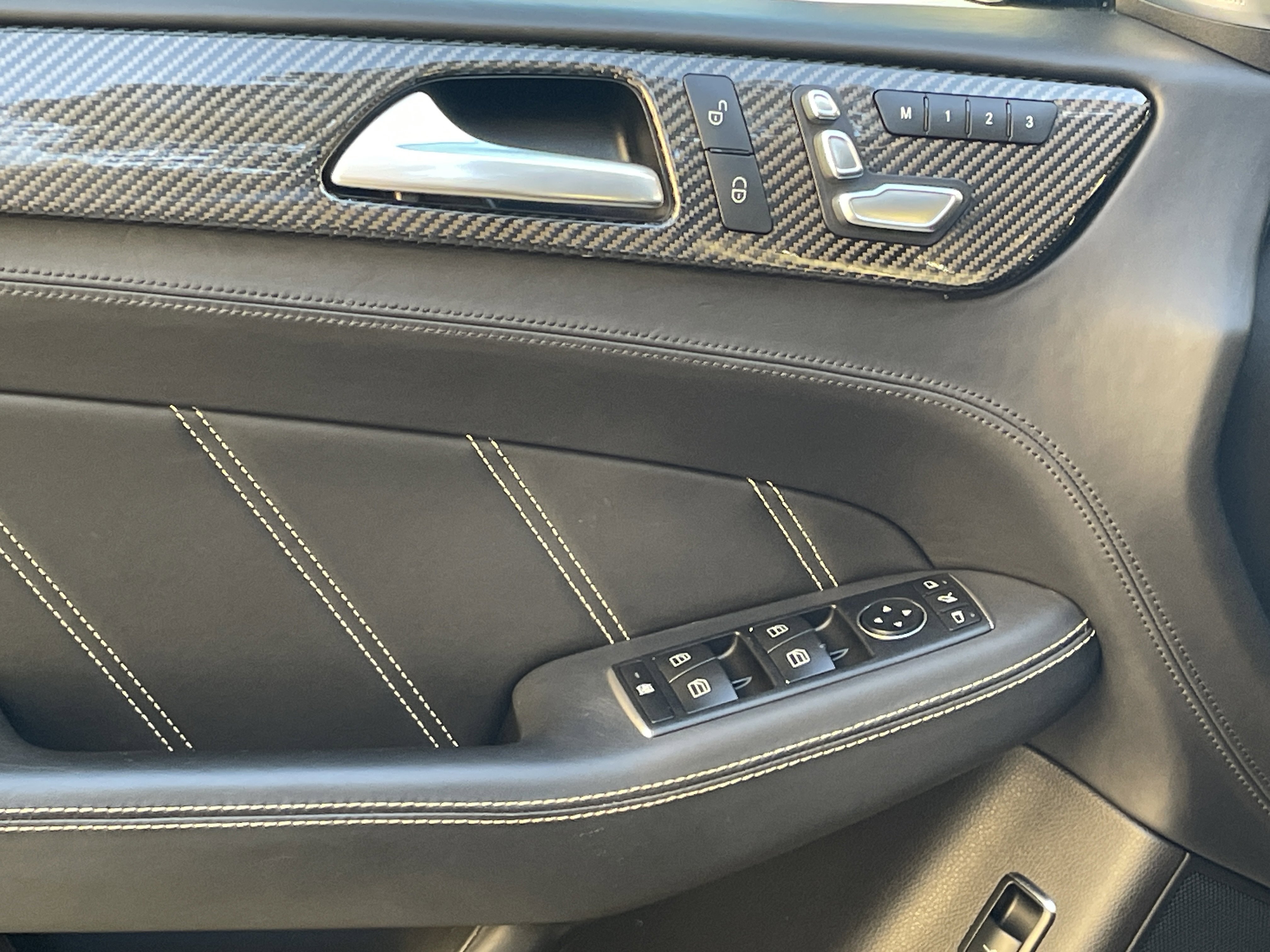 Used 2019 Mercedes-Benz GLE 63 AMG 4MATIC image 18