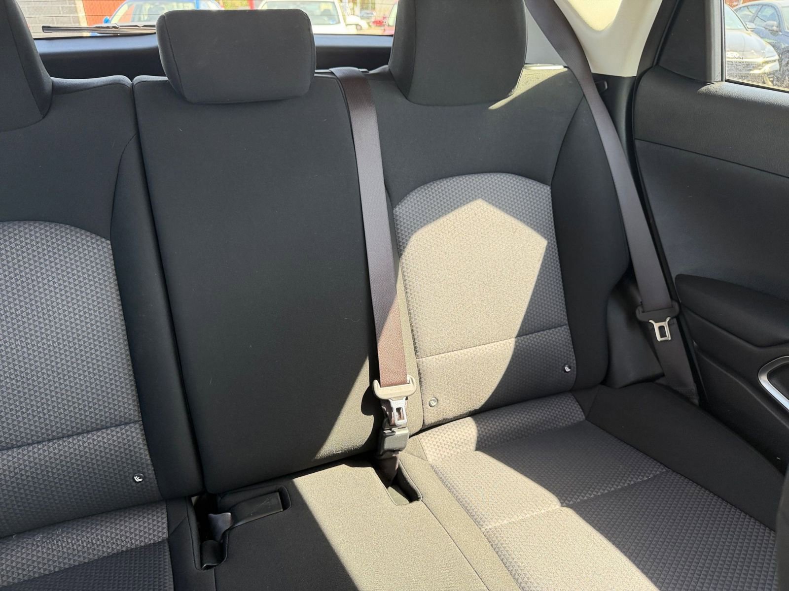Used 2025 Kia Soul LX w/ LX Technology Package image 35