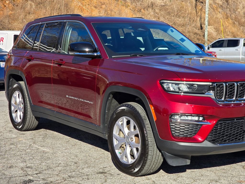 Used 2022 Jeep Grand Cherokee Limited w/ Trailer Tow Prep Group (B) image 49