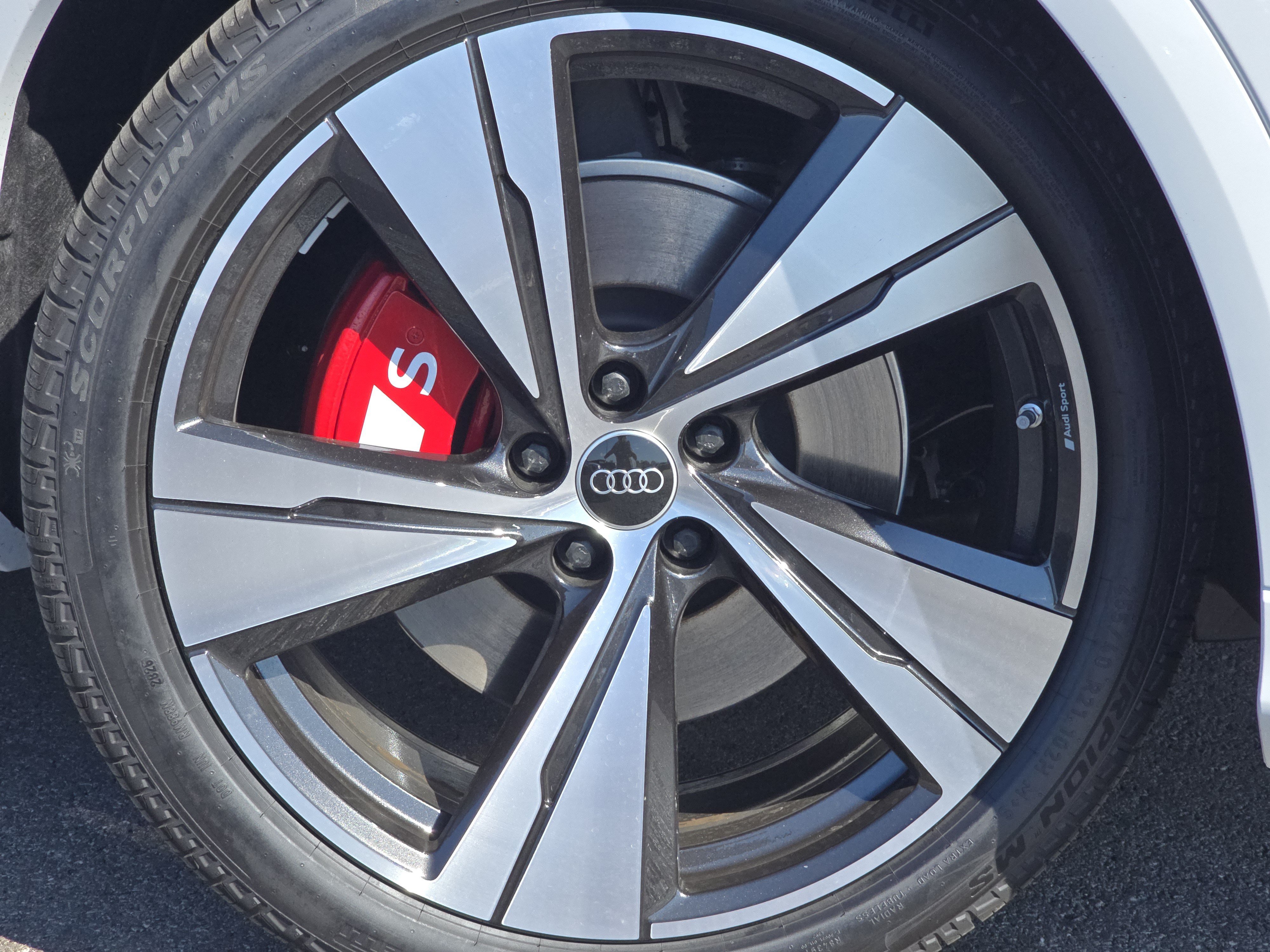 New 2026 Audi SQ5 Premium Plus AWD/4WD image 16
