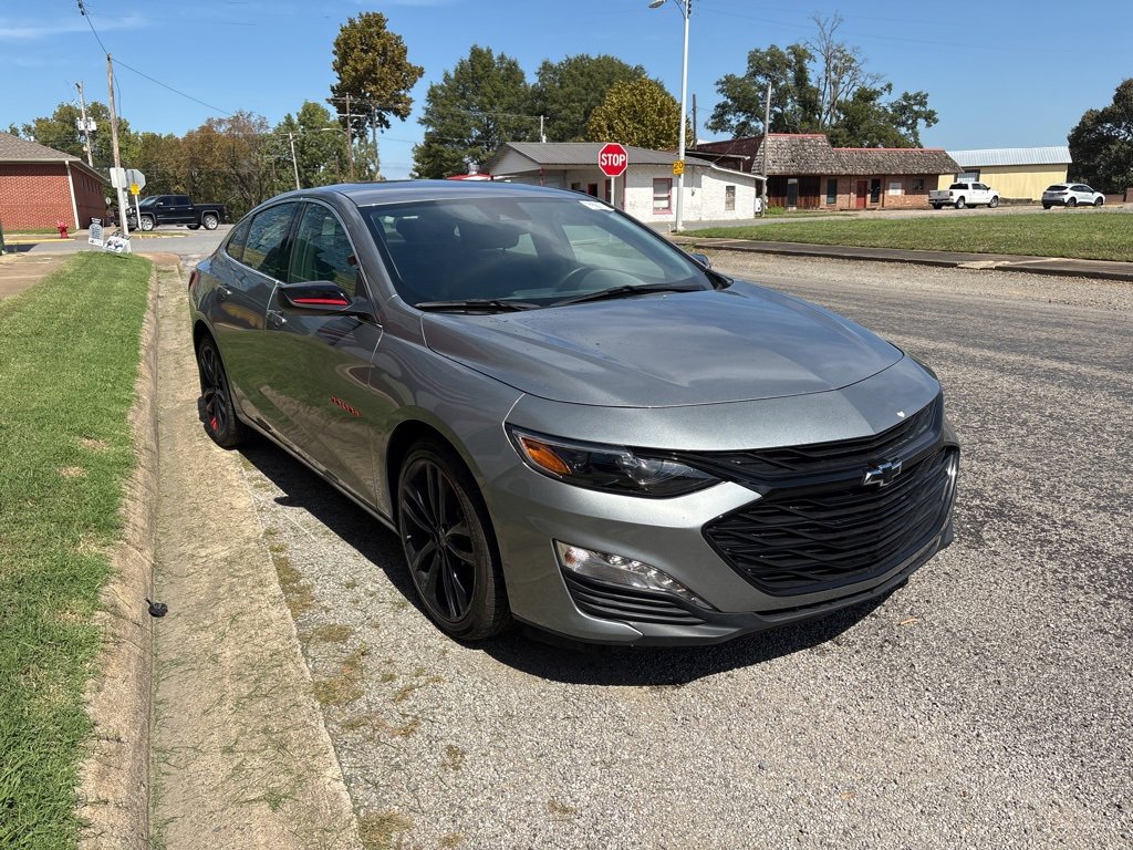 Used 2024 Chevrolet Malibu LT w/ Redline Edition image 8