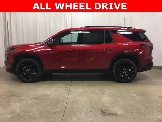 Used 2024 Chevrolet Traverse RS w/ LPO, Floor Liner Package image 7