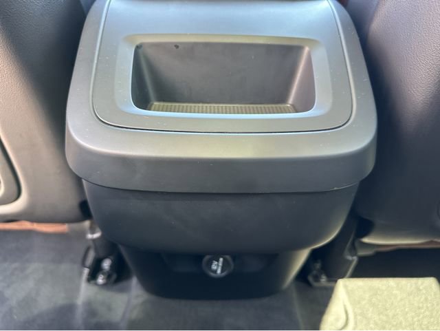 Used 2020 Volvo XC60 T5 Momentum w/ Protection Package Premier FWD image 14