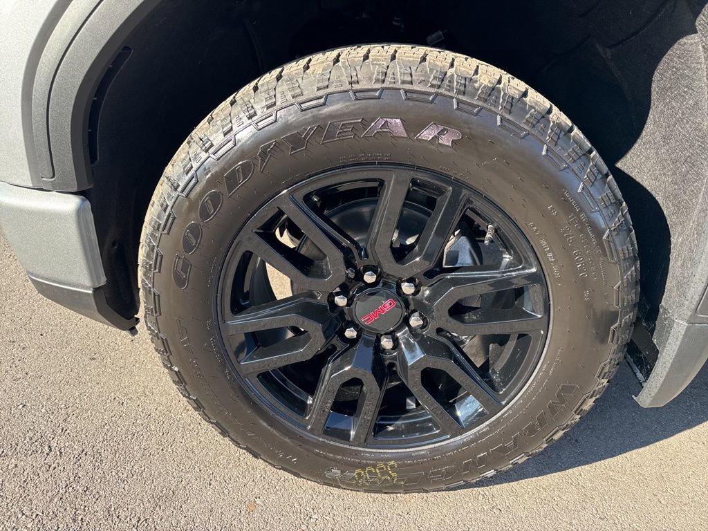 New 2026 GMC Sierra 1500 Elevation image 33