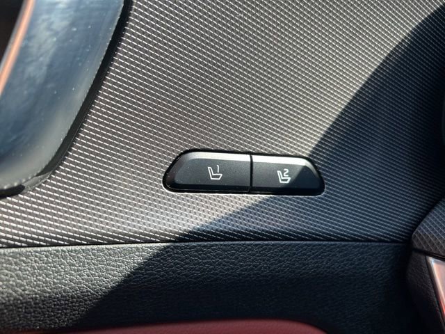 Used 2025 Kia Sportage SX FWD image 19