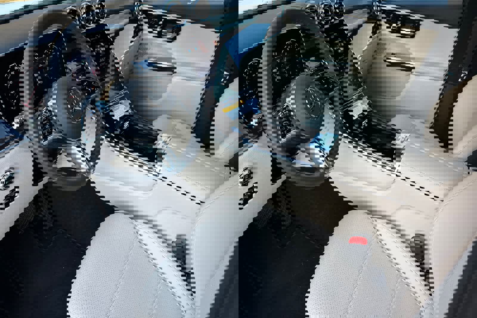 Certified 2026 Mercedes-Benz GLC 300 GLC 300 image 9