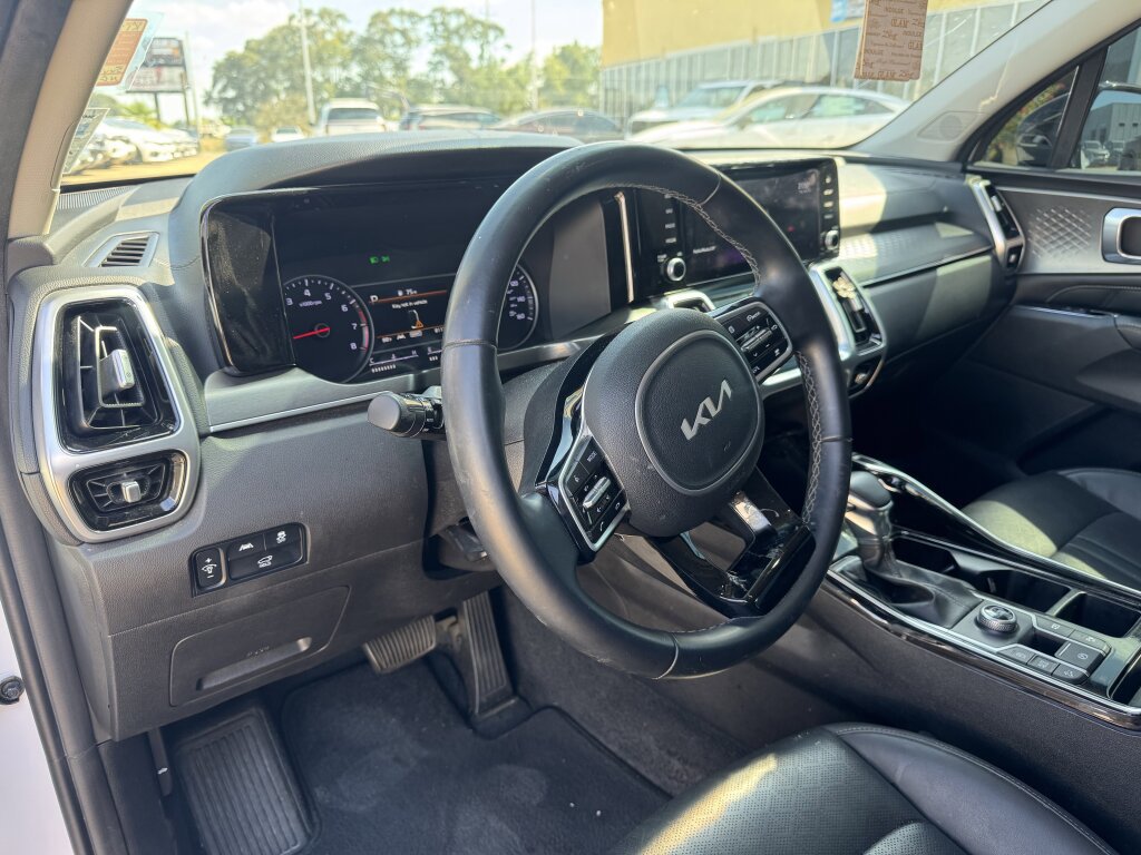 Used 2022 Kia Sorento SX image 26