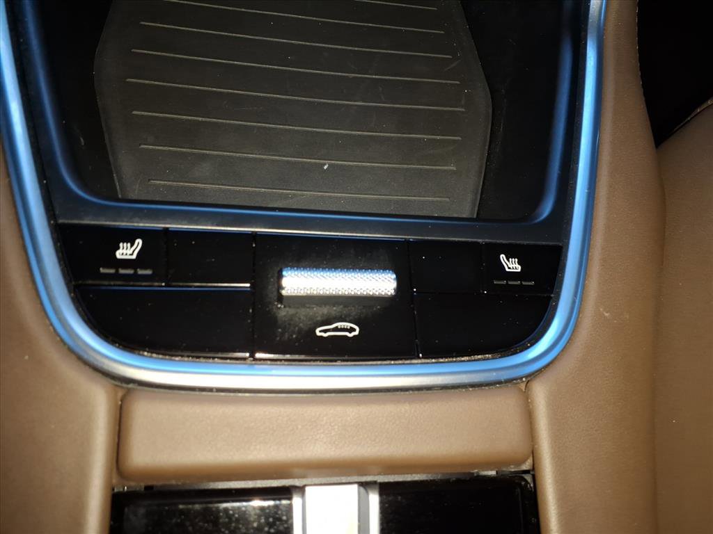 Used 2017 Porsche Panamera Turbo image 30