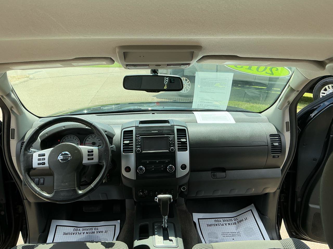 Used 2015 Nissan Xterra PRO-4X AWD/4WD image 11