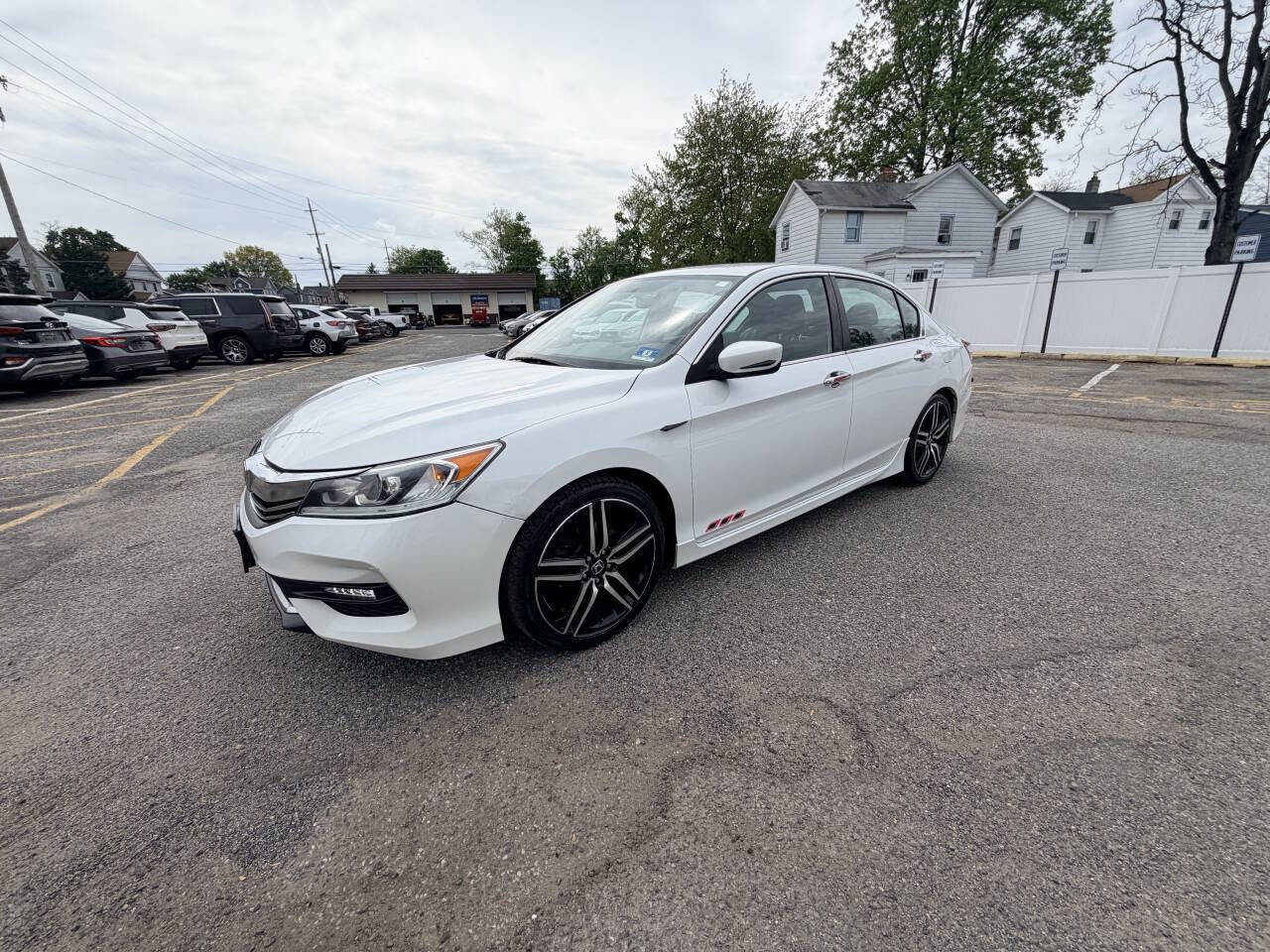 Used 2017 Honda Accord Sport image 26