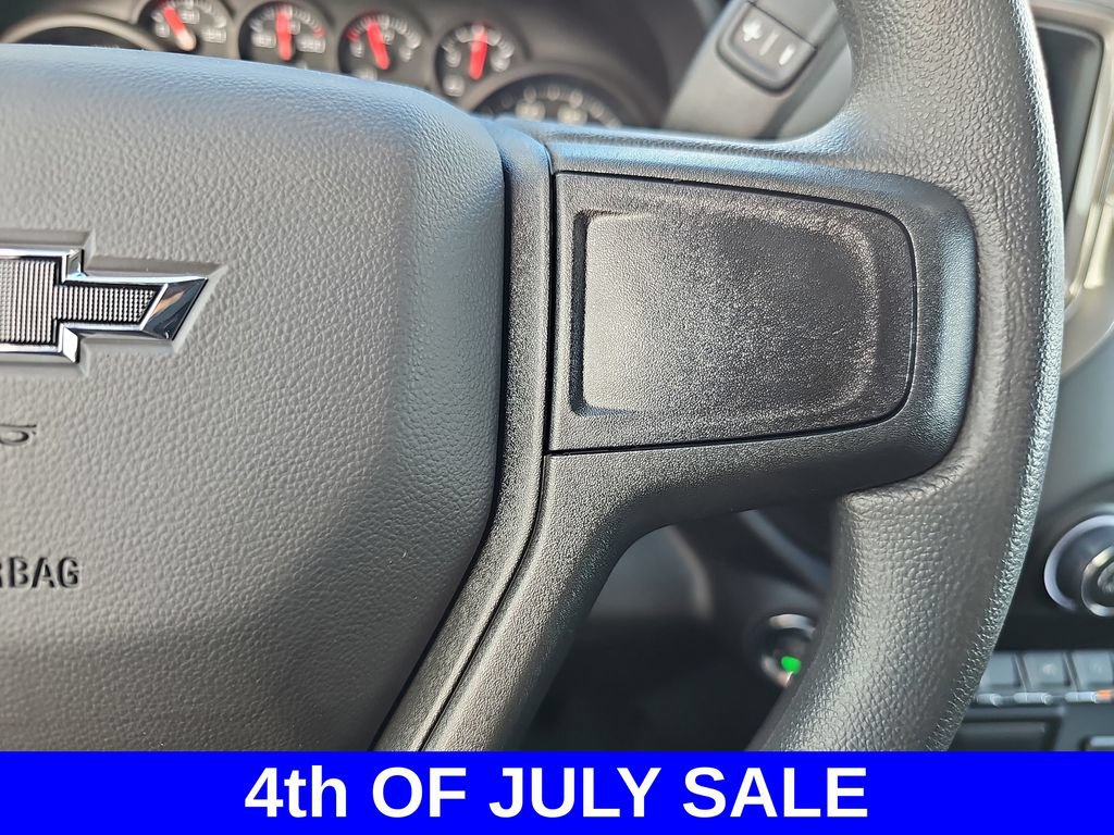New 2026 Chevrolet Silverado 1500 Custom Trail Boss w/ Turbomax Blackout Package AWD/4WD image 17