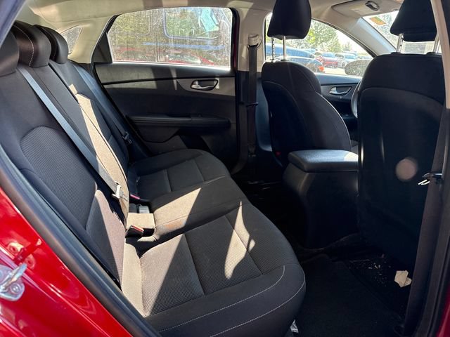 Used 2019 Kia Forte LXS FWD image 8