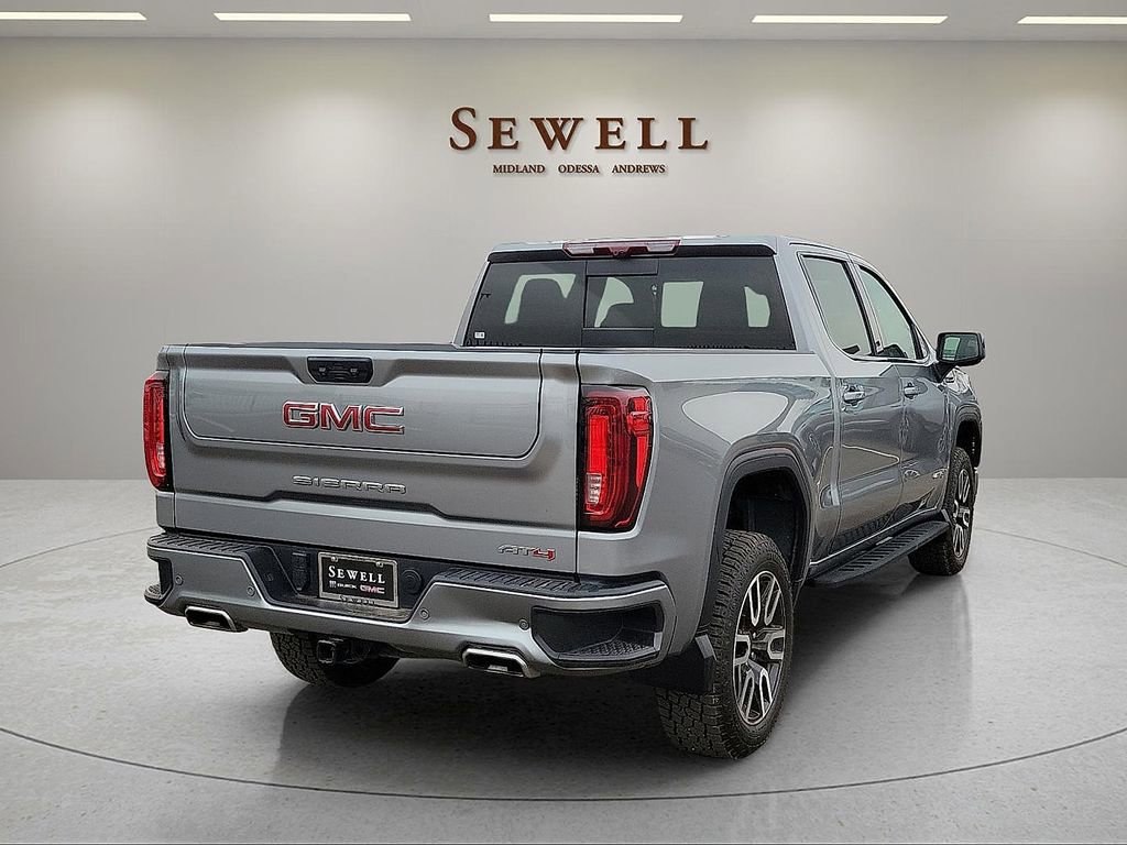 Used 2024 GMC Sierra 1500 AT4 w/ Technology Package AWD/4WD image 5