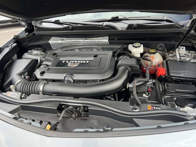 Certified 2023 Cadillac XT4 Luxury w/ Cold Weather Package image 9