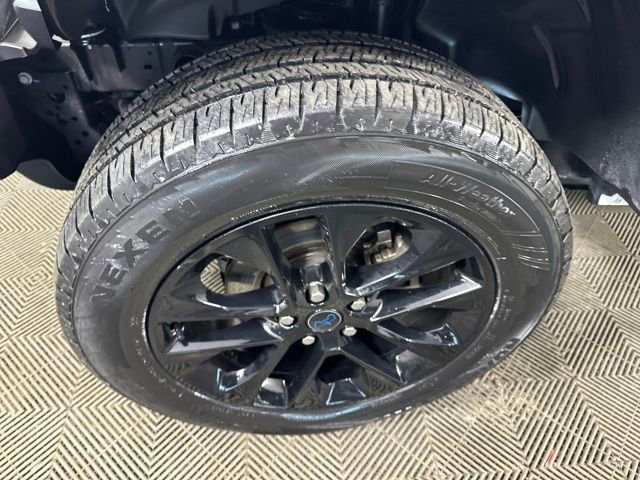 Used 2024 Jeep Wrangler Sahara 4xe image 9