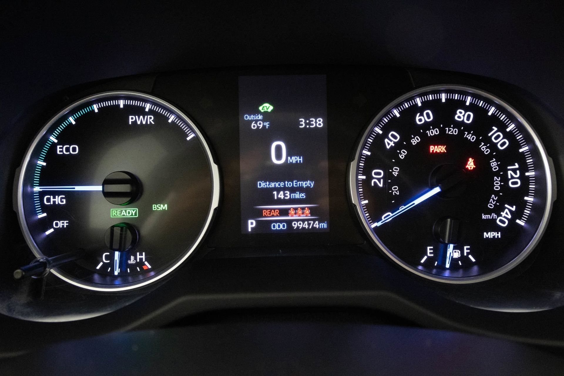 Used 2022 Toyota RAV4 LE AWD/4WD image 25