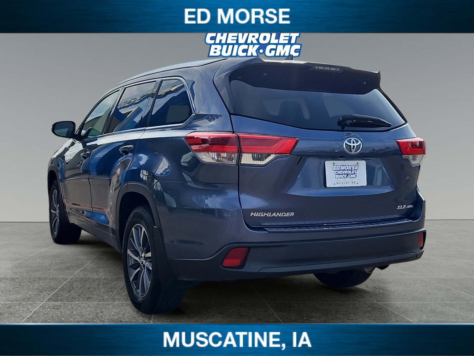 Used 2018 Toyota Highlander XLE image 3