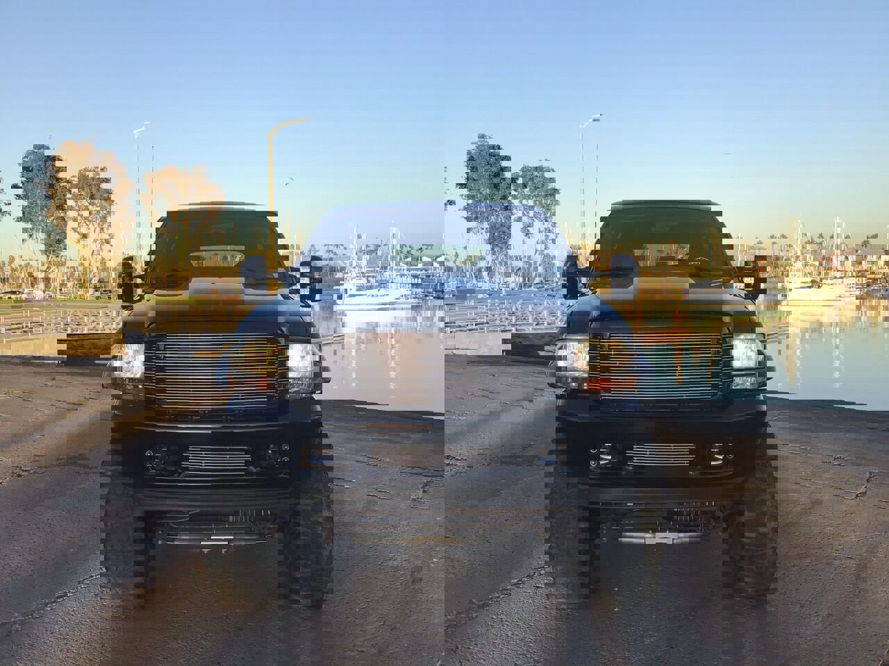 Used 2001 Ford Excursion XLT image 5