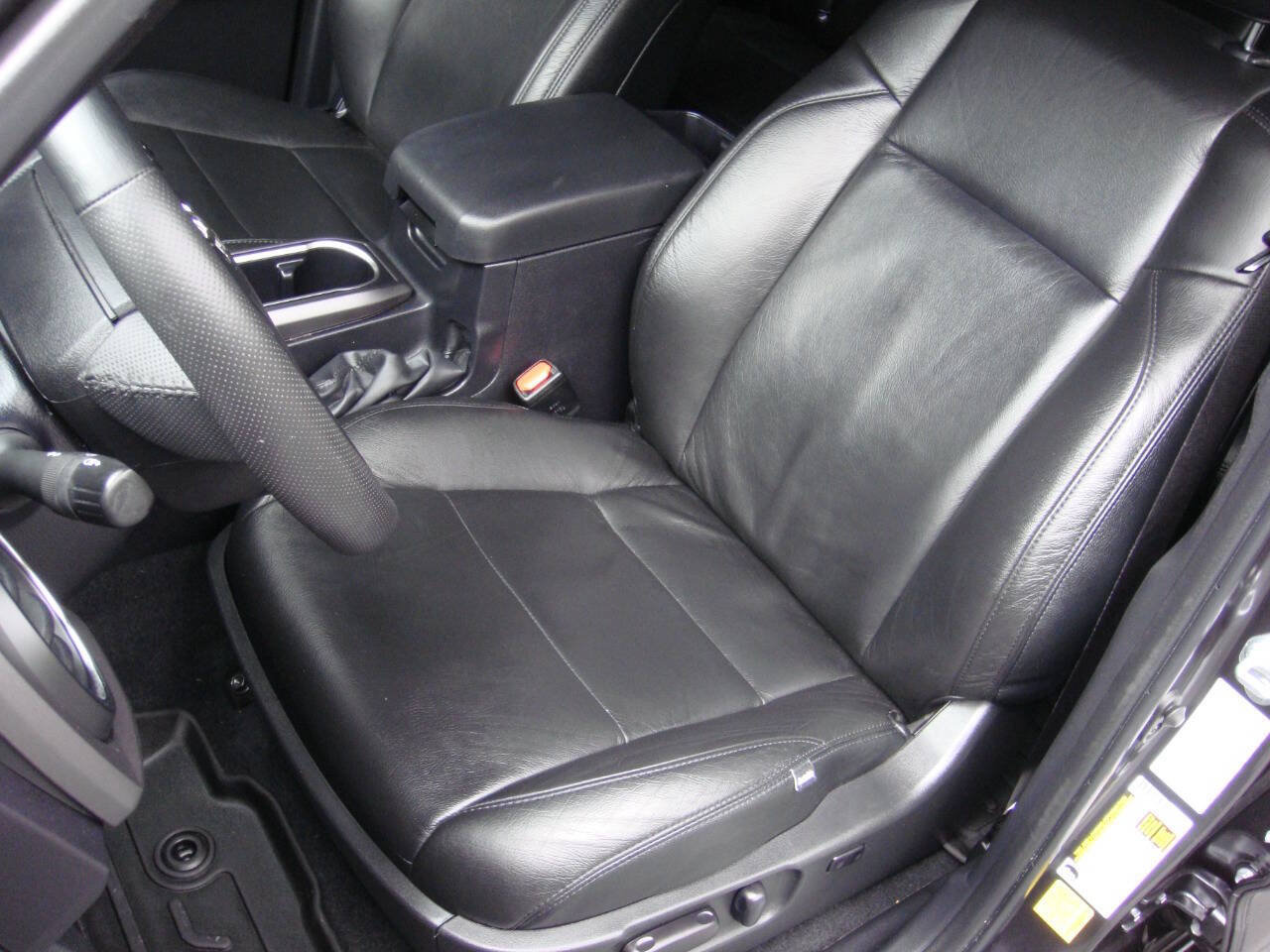 Used 2023 Toyota Tacoma TRD Sport AWD/4WD image 2
