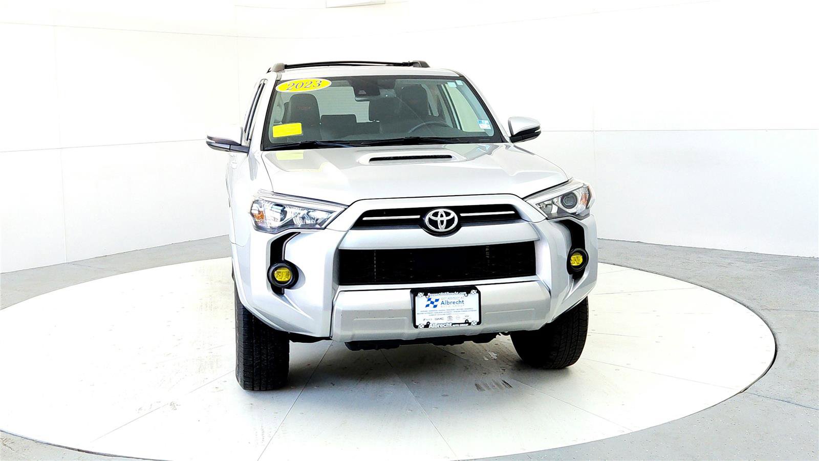 Certified 2023 Toyota 4Runner TRD Off-Road Premium image 8