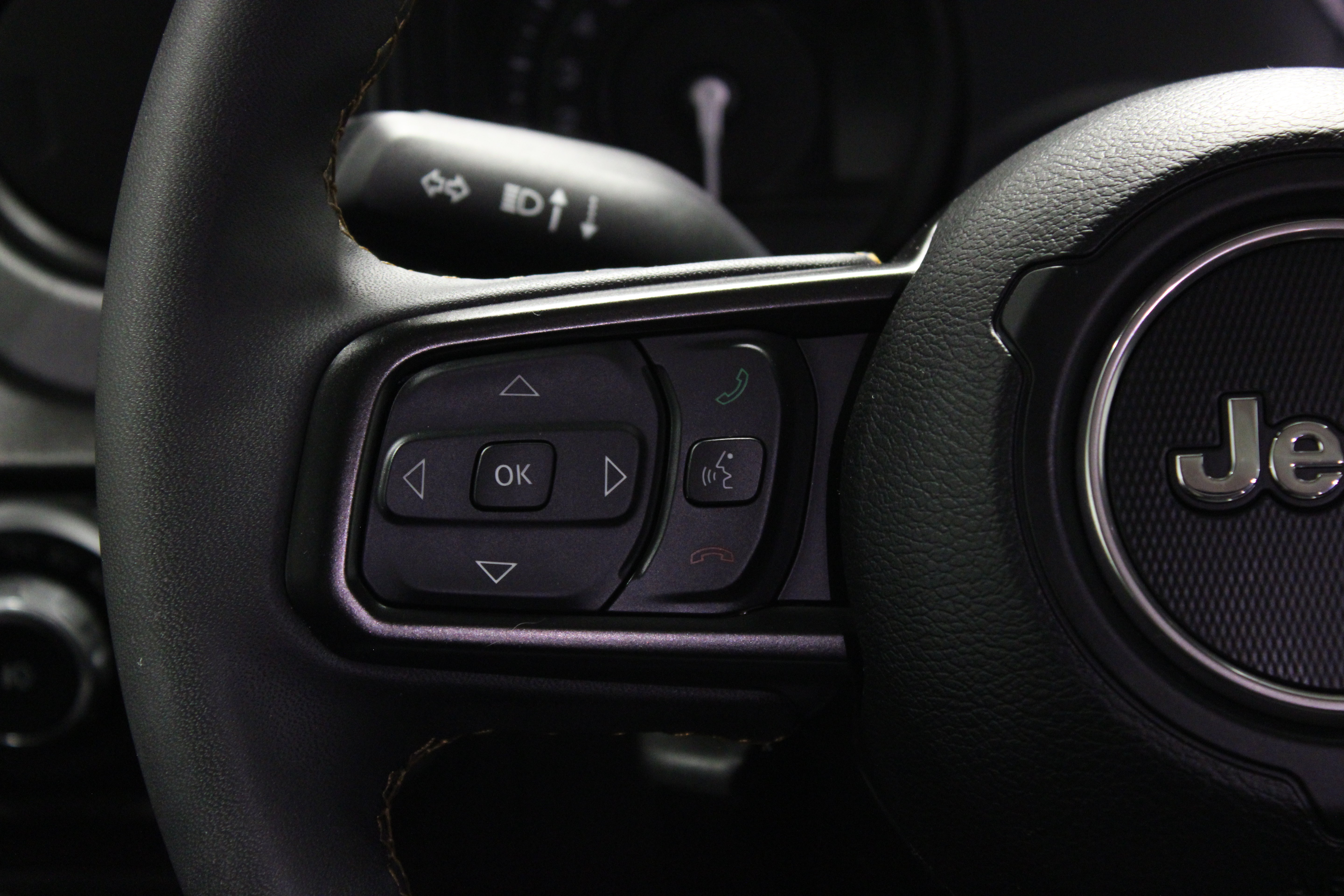 Used 2024 Jeep Wrangler Unlimited AWD/4WD image 21