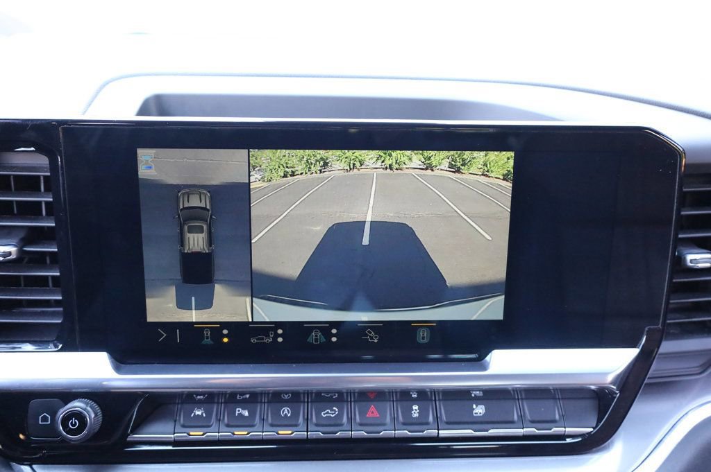 Used 2023 Chevrolet Silverado 1500 High Country w/ Technology Package image 41