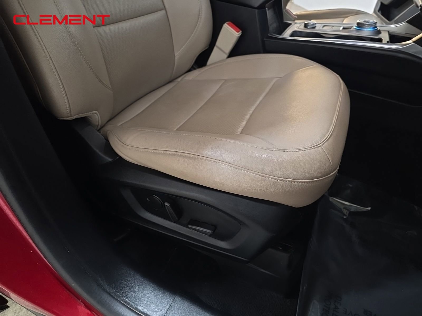 Used 2021 Ford Explorer Limited w/ Equipment Group 301A image 37