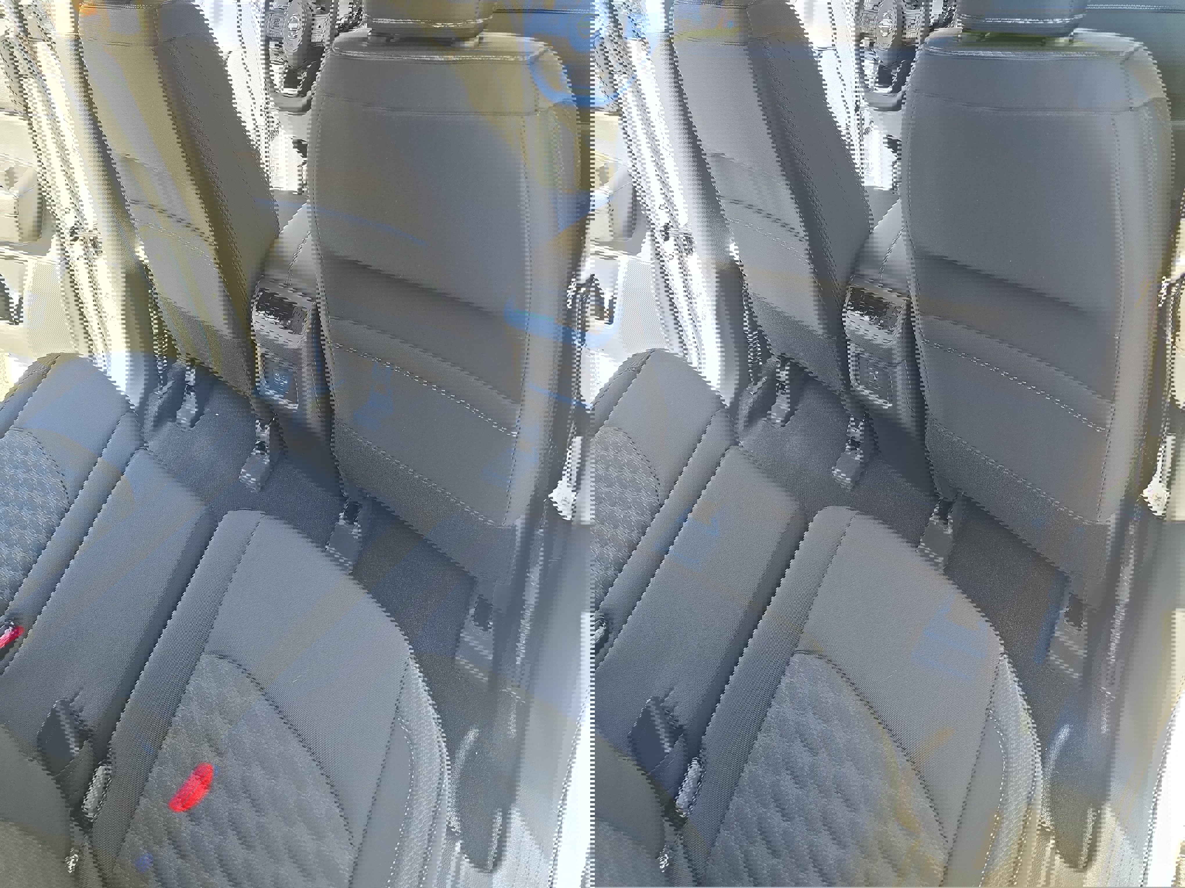 New 2025 Nissan Pathfinder SV w/ Black Appearance Package image 11