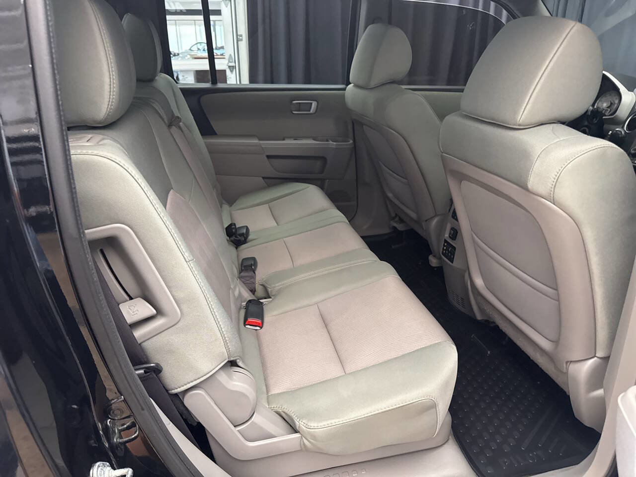 Used 2015 Honda Pilot SE image 31