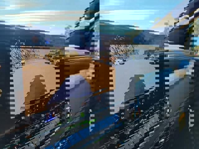 New 2025 Chevrolet Colorado LT w/ LT Convenience Package image 16