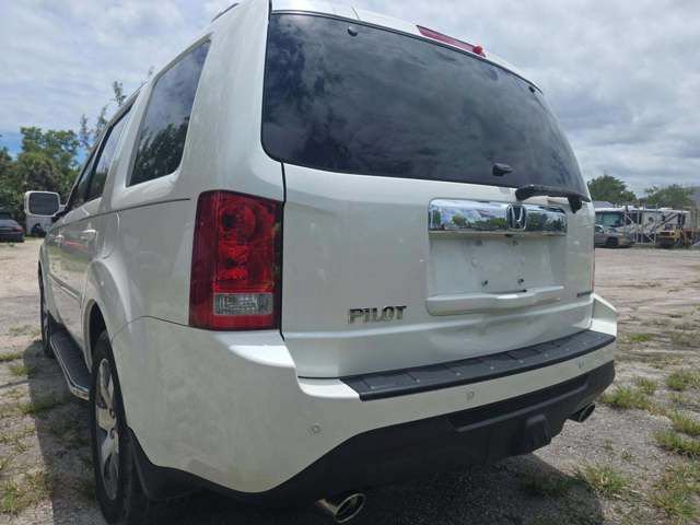 Used 2015 Honda Pilot Touring image 2