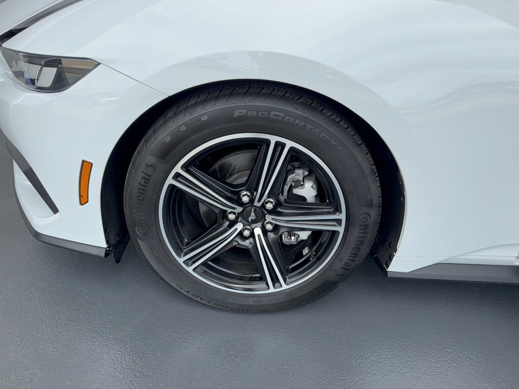 Certified 2024 Ford Mustang Premium image 32