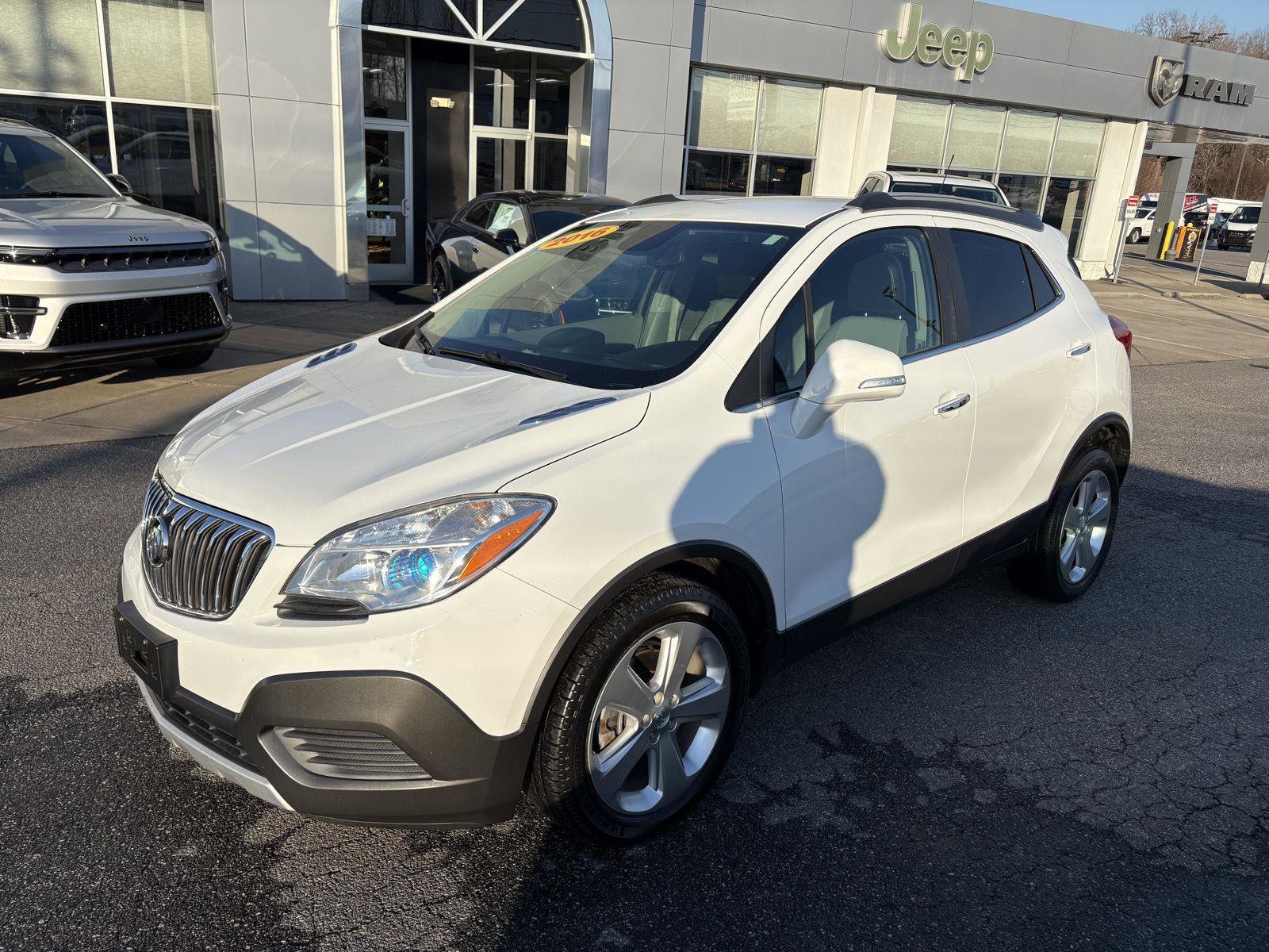 Used 2016 Buick Encore FWD image 2