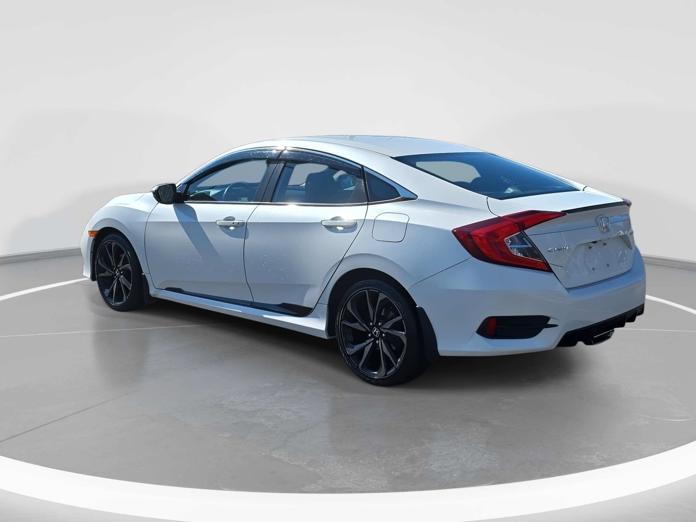 Used 2019 Honda Civic Sport image 7