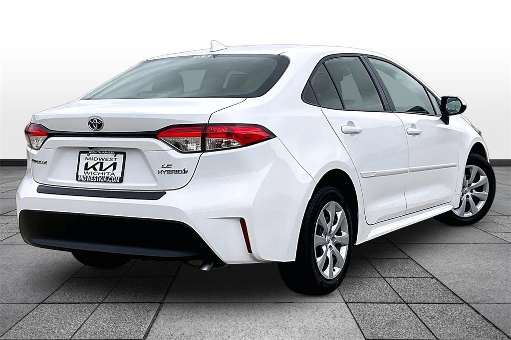 Used 2024 Toyota Corolla LE image 13