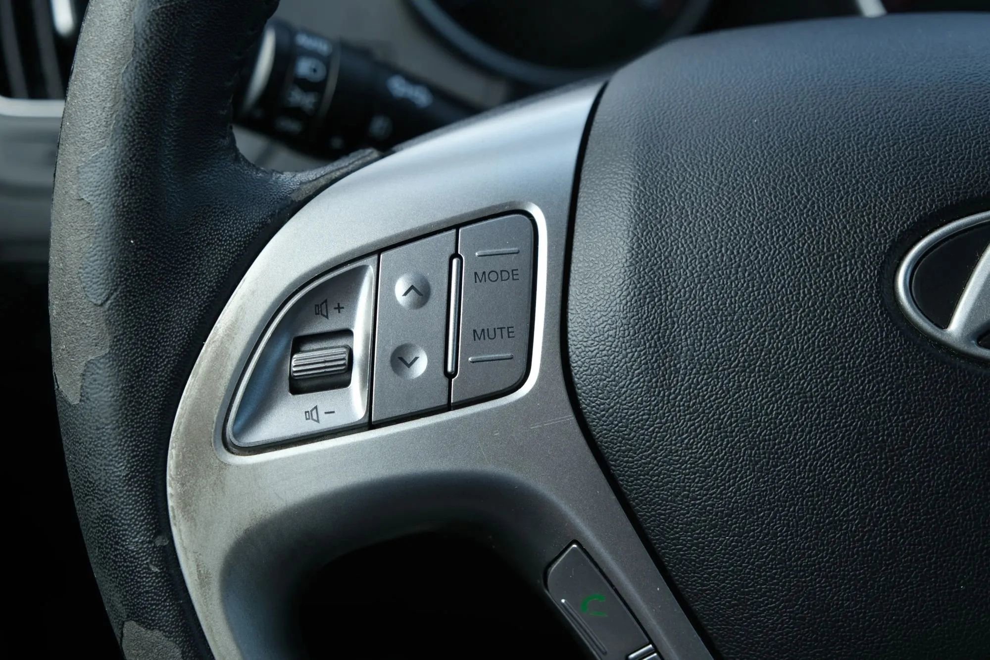 Used 2013 Hyundai Tucson Limited w/ Premium Pkg image 36