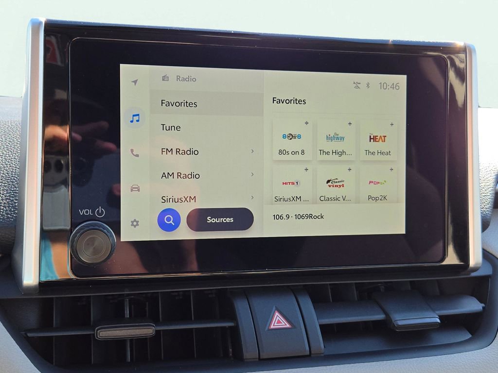 Used 2024 Toyota RAV4 XLE image 27